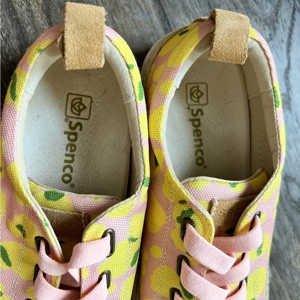 Spenco Women’s Pink and Yellow Lemon Malibu Lace Orthotic Sneakers 7.5